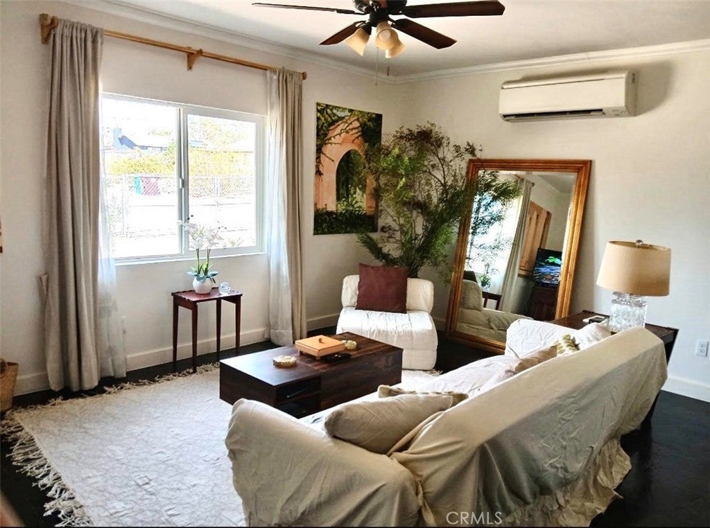6045 Cahuilla