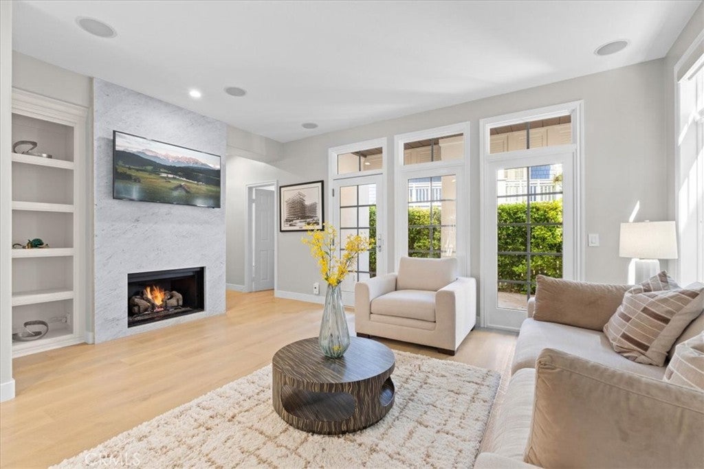 2534 Bungalow Place, Corona Del Mar CA 92625 - Photo 10