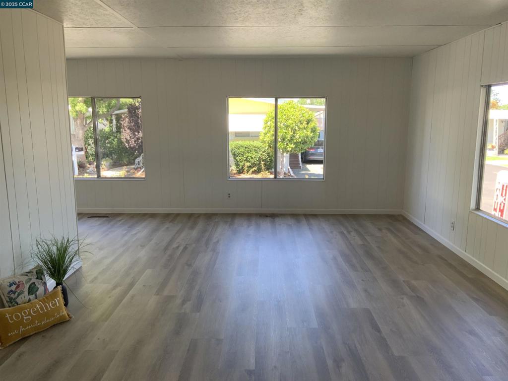 165 Tiki Ln.