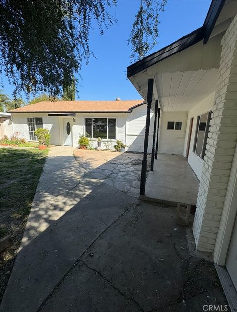 7514 Beckford Avenue Reseda CA 91335