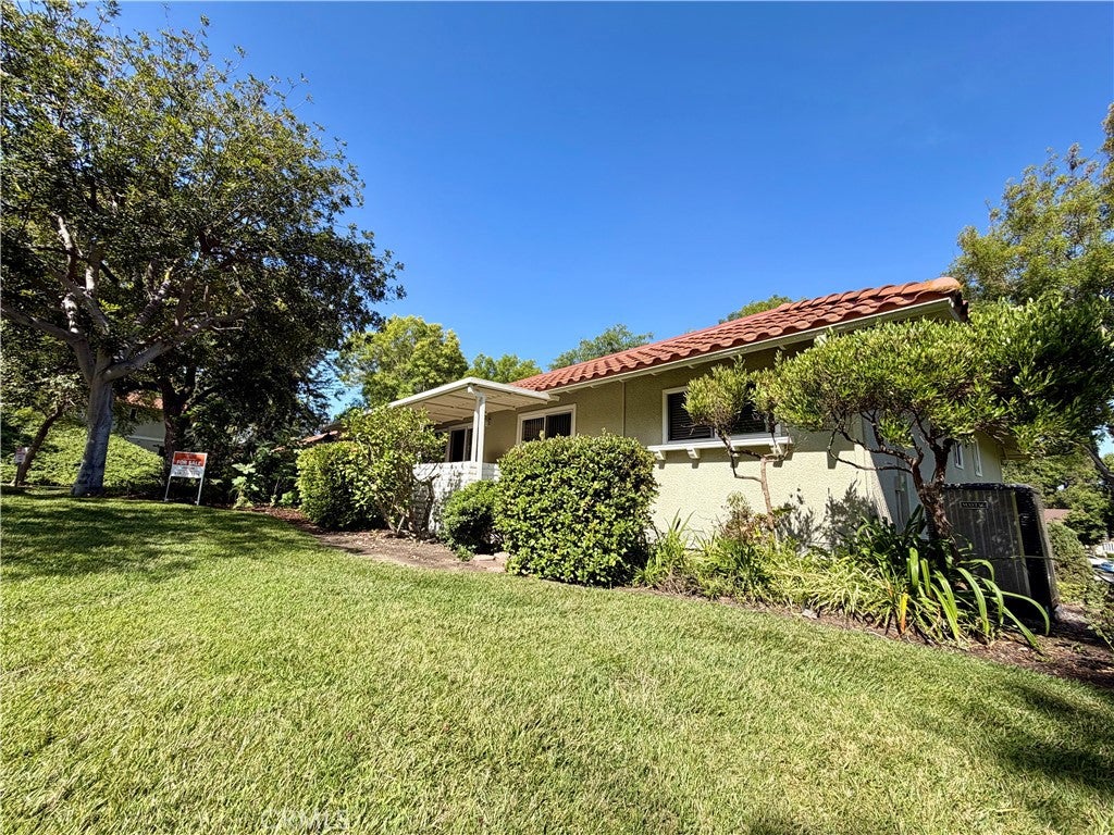 876 Avenida Sevilla P
