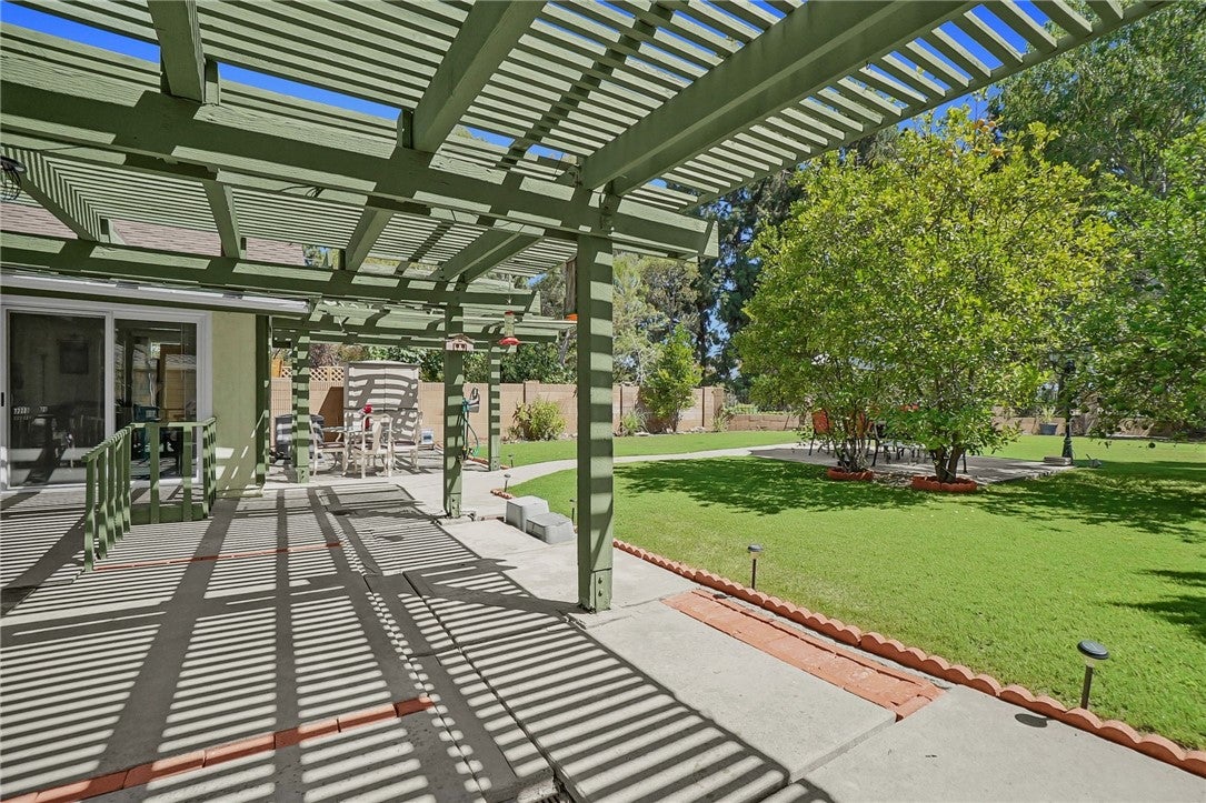 23636 Messina, Laguna Hills CA 92653 - Photo 13