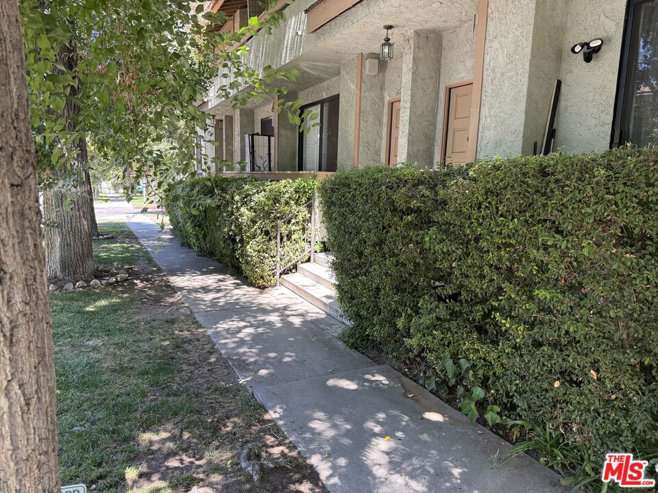 Welcome to your new home in the heart of Sherman Oaks! This front-facing, street-level townhome is full of charm and comfort, offering 2 bedrooms, 2.5 bathrooms, and just over 1,260 square feet of living space. With its great layout, natural light, and unbeatable location just two blocks south of Ventura Blvd, this is a place where you'll love to settle in and feel at home. Step inside and you'll be greeted by a spacious living room with a cozy fireplace and direct access to a private front patio. It's the perfect spot for morning coffee, weekend brunch, or simply enjoying a quiet evening. The living area flows easily into the dining room, giving you space to host dinners with friends or enjoy family meals. The kitchen is bright and welcoming, with plenty of cabinets, counter space, and a sweet breakfast nook that's perfect for casual dining or working from home. A convenient powder bath downstairs makes entertaining simple. Upstairs, you'll find two roomy ensuite bedrooms. The primary suite has generous closet space and a full bath, creating a comfortable retreat at the end of the day. The second bedroom is equally spacious and versatile ideal for guests, a roommate, or your own office or creative studio. Both rooms offer great natural light and privacy. Other highlights include in-unit laundry, central air and heat, wood and tile floors, and direct access to secure parking. This home has the feel of a private house with the perks of a small, well-kept community. The location is one of the biggest draws. Just a short stroll to Ventura Boulevard, you'll have countless dining options, coffee shops, grocery stores, and boutiques right at your fingertips. Whether you want to grab sushi, hit the gym, enjoy a night at the Sherman Oaks Galleria, or do your weekly grocery run, it's all close by. You'll also have easy freeway access, making it a convenient spot for commuting across the Valley, into the city, or even out to the beach. What makes this home special is the lifestyle it offers comfortable spaces, a private patio to enjoy, and the ability to walk out your front door and be in the heart of one of the Valley's most vibrant neighborhoods. It's the kind of place where you can unwind at home but also enjoy everything Sherman Oaks has to offer within minutes.I f you've been looking for a lease that feels more like a true home than just another rental, this one is it. Come take a look you'll see why this townhome checks all the boxes for convenience, comfort, and location.