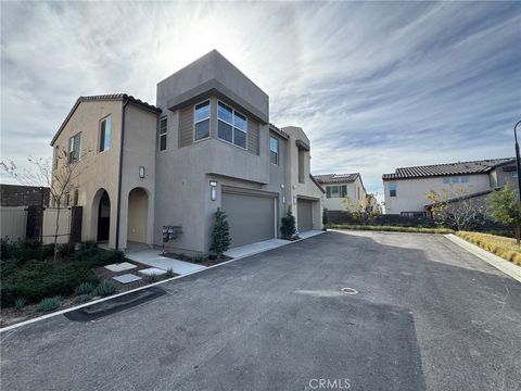 Photo of 15959 Sparrow Court, Fontana, CA 92336 (MLS # IV25267778)