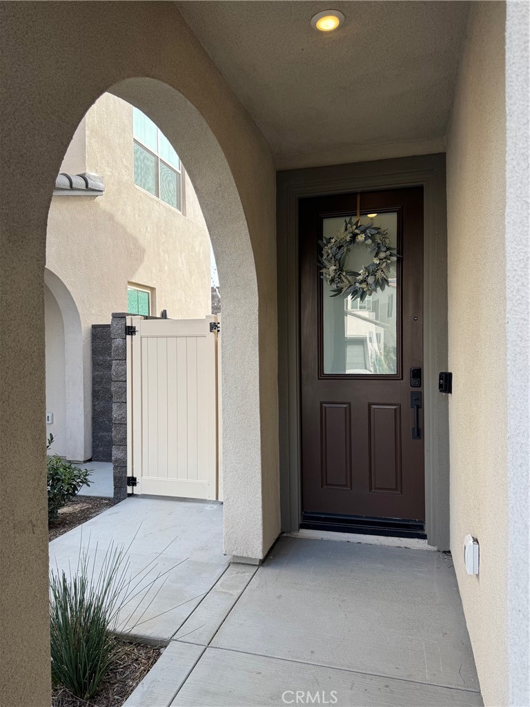 Properties 4 15959 Sparrow Court