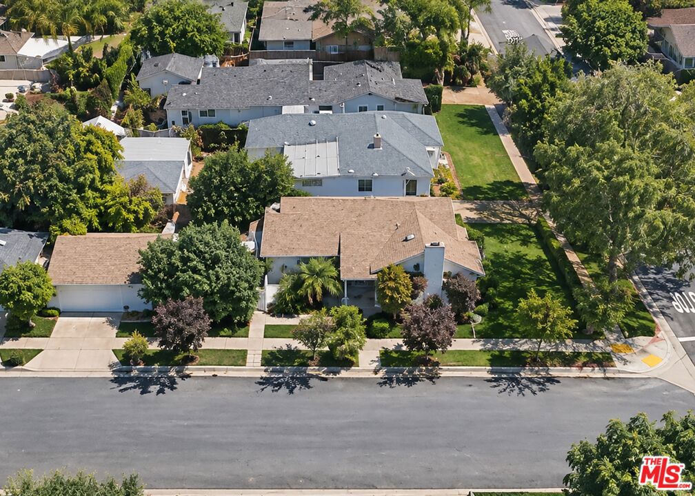 12222 Tennessee Avenue
