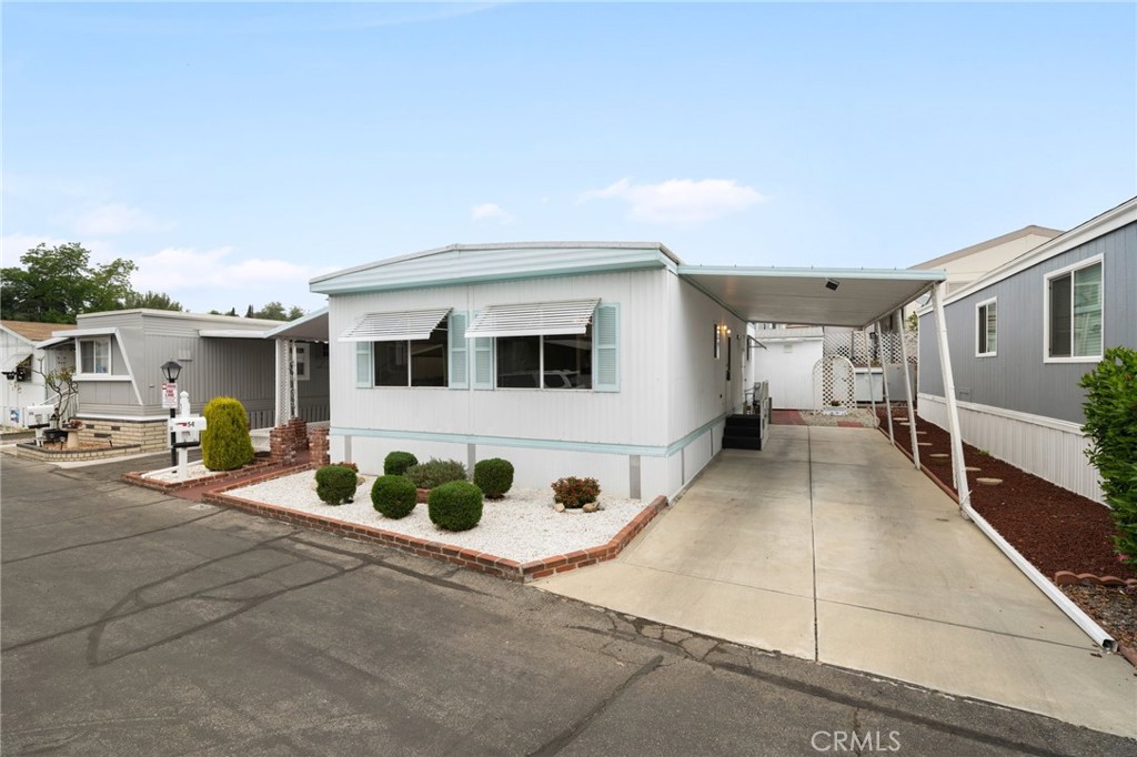801 W Covina Boulevard 54