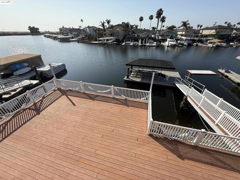 DELTA WATERFRONT ACCESS - Residential