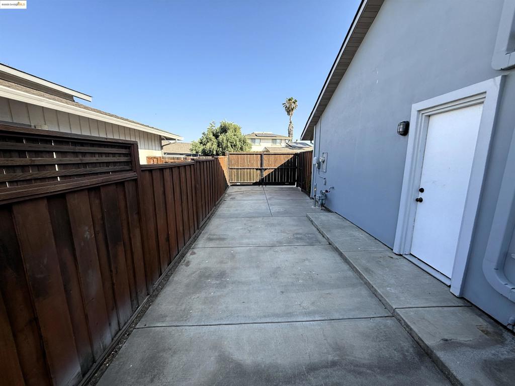 DELTA WATERFRONT ACCESS - Residential