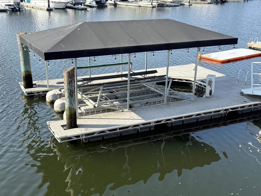 DELTA WATERFRONT ACCESS - Residential