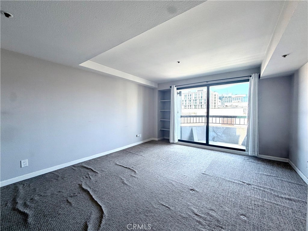 601 Van Ness 711