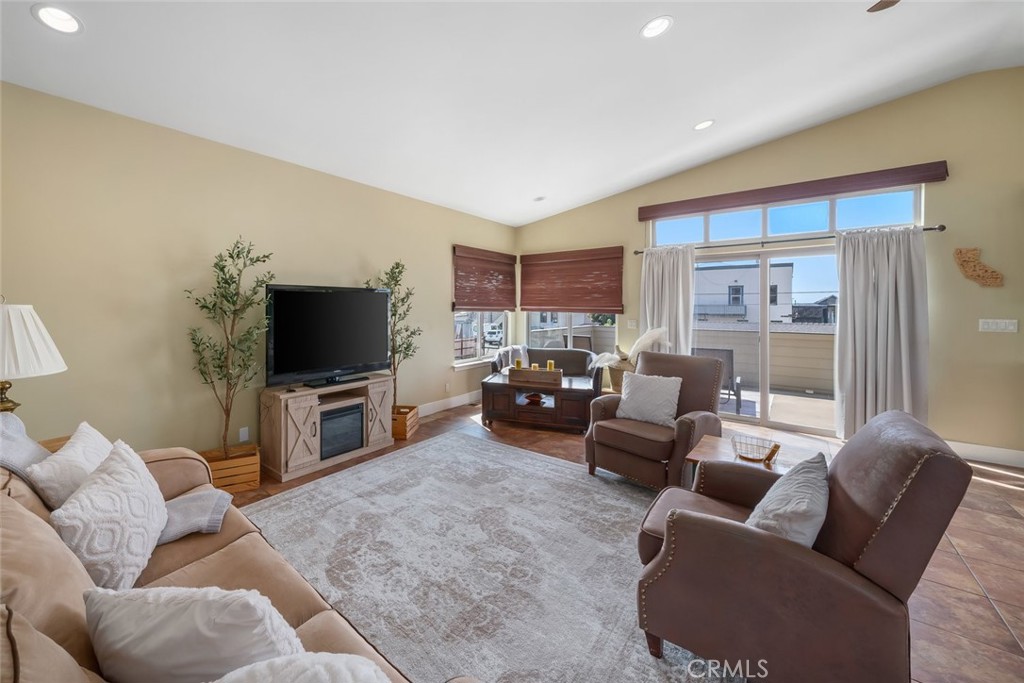 PROPERTIES 159 Ash Avenue