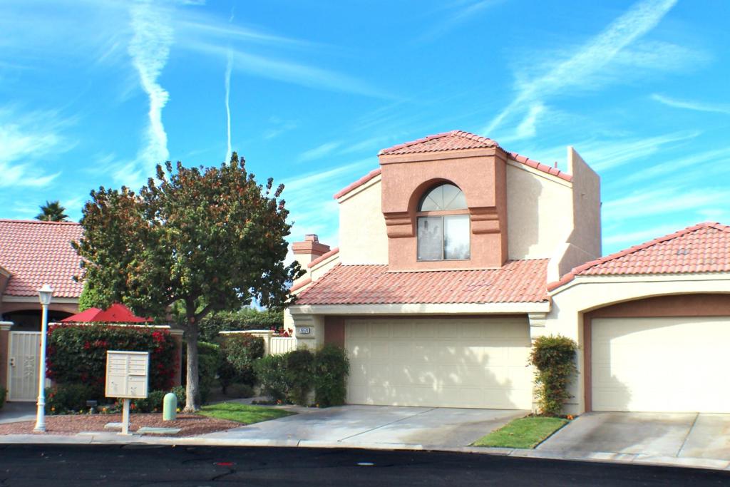 Oasis Country Club - Residential Lease
