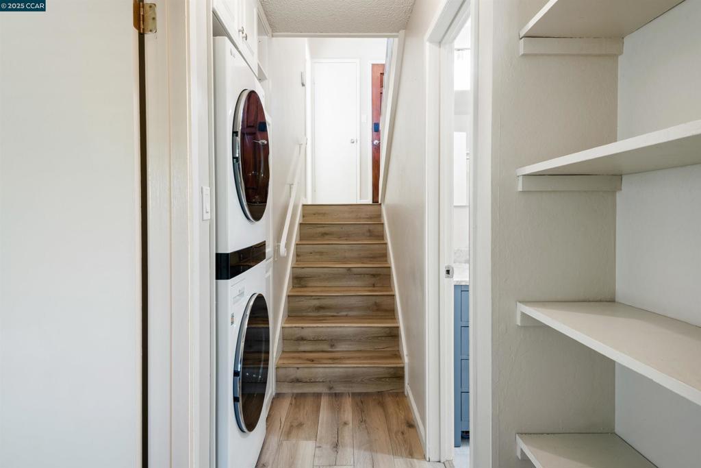 CREEKSIDE PARK - Residential