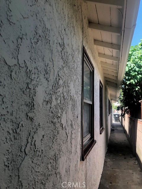 627 E Ralston Street