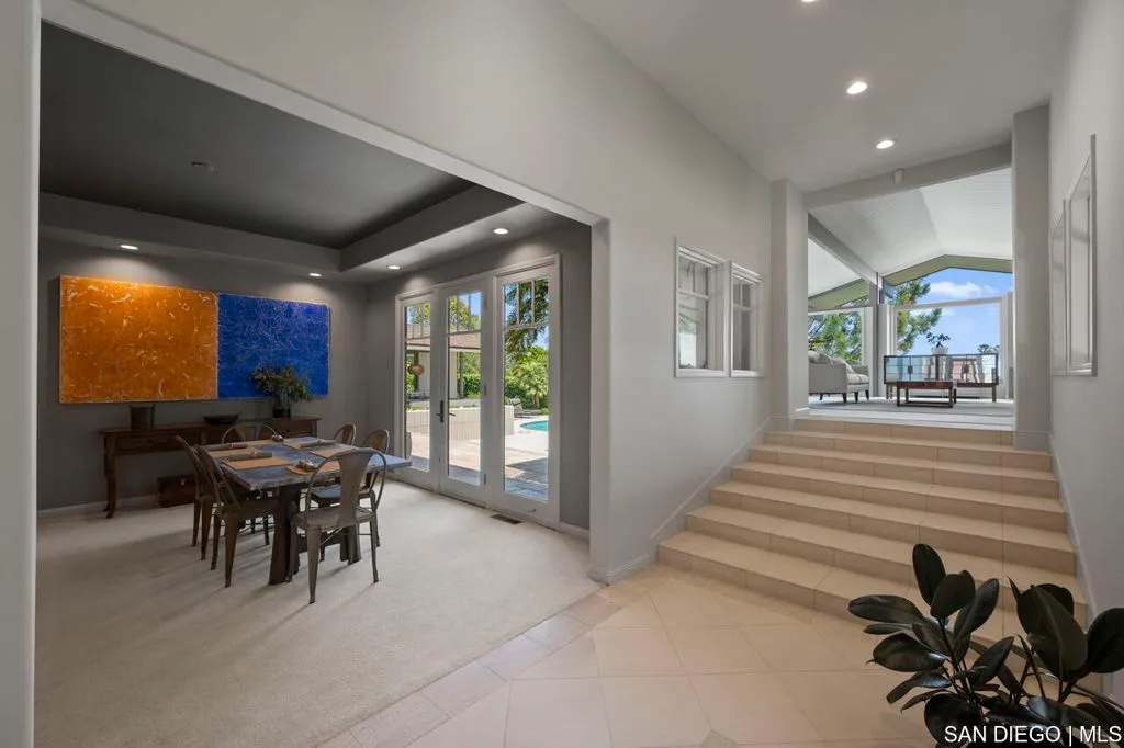 La Jolla, California 92037, United States, 5 Bedrooms Bedrooms, ,6 BathroomsBathrooms,Residential,Active,164083