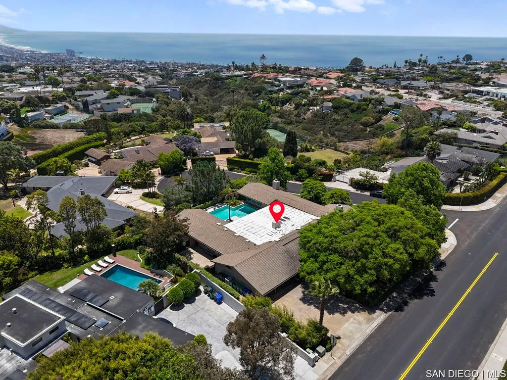 La Jolla, California 92037, United States, 5 Bedrooms Bedrooms, ,6 BathroomsBathrooms,Residential,Active,164083