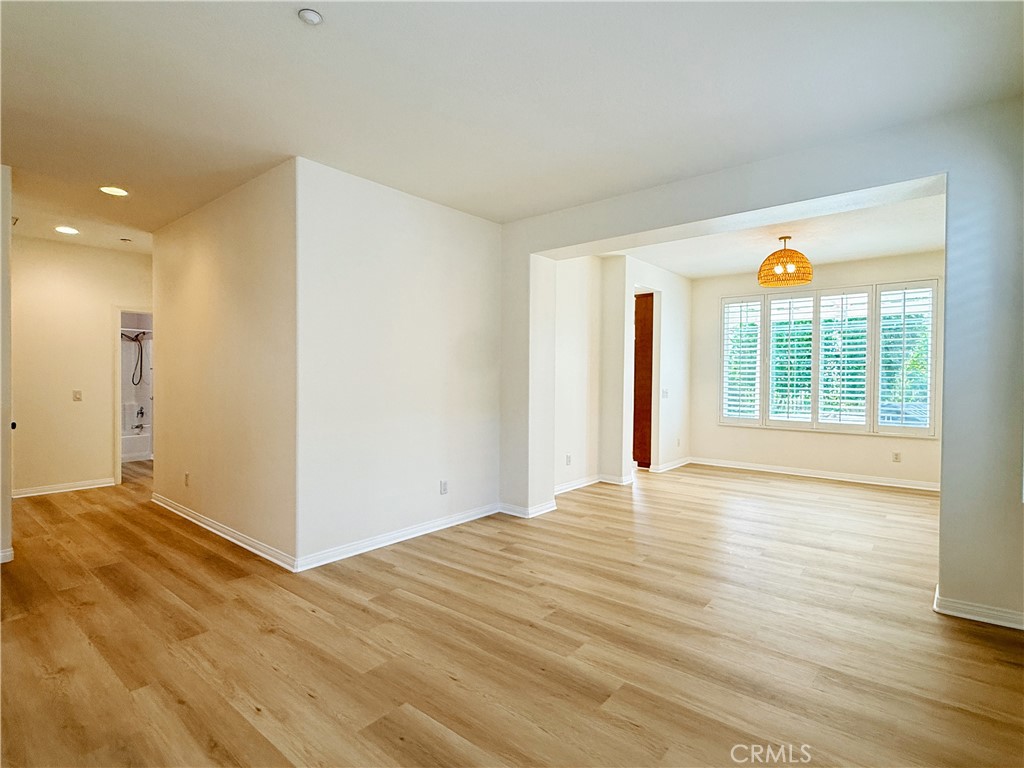 3631 Starling Way