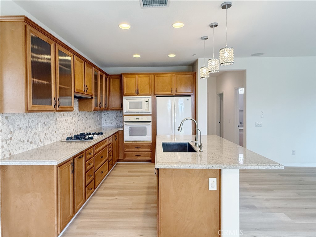3631 Starling Way