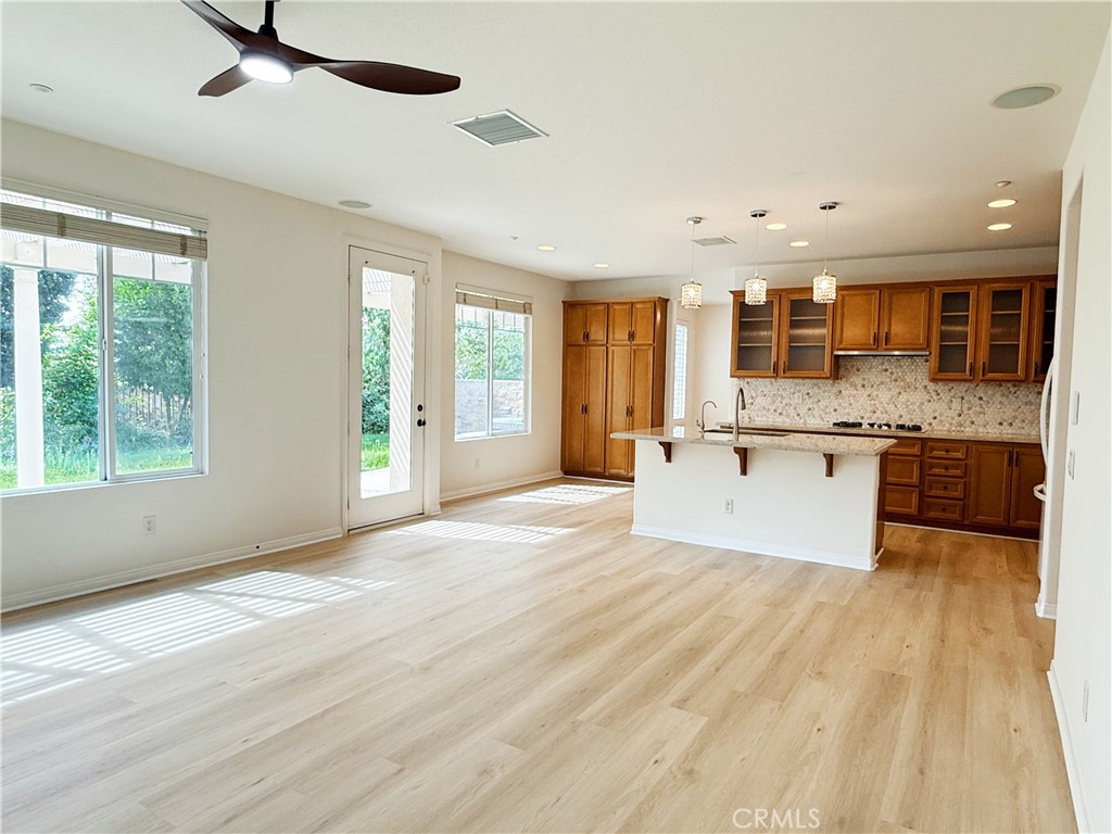 3631 Starling Way