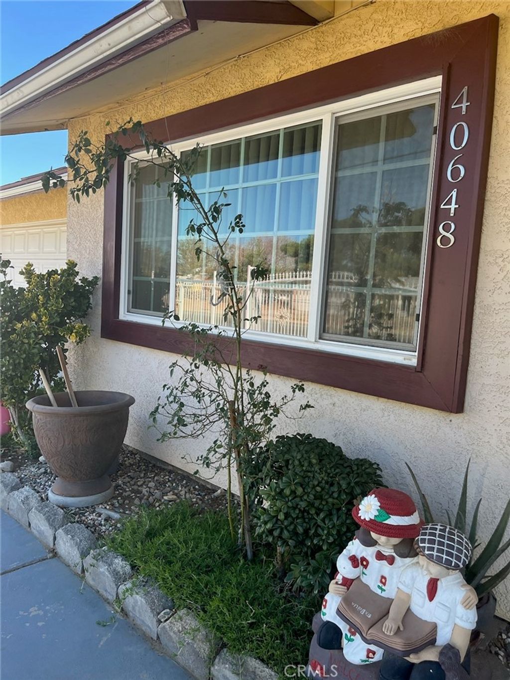 Photo of 40648 Fieldspring St, Lancaster, CA 93535 (MLS # SR25256560)