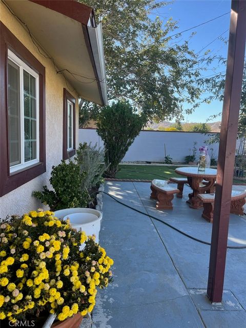 Properties 15 40648 Fieldspring Lancaster CA 93535