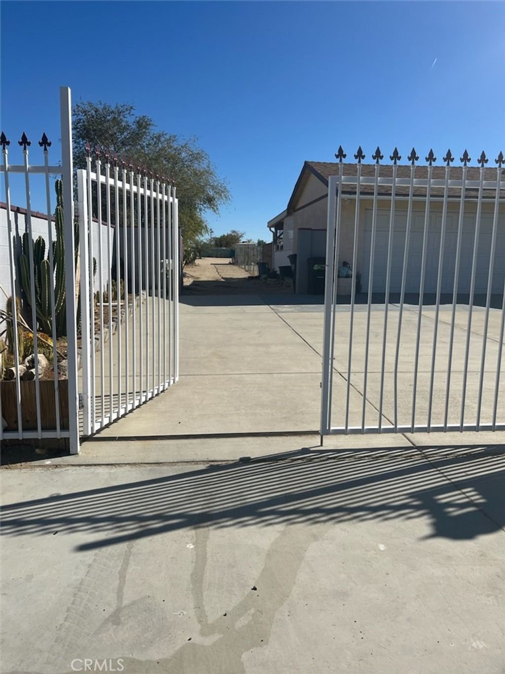 Photo of 40648 Fieldspring St, Lancaster, CA 93535 (MLS # SR25256560)