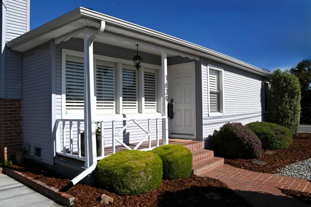 Photo of 1639 Cypress Avenue, San Mateo, CA 94401 (MLS # ML82037142)