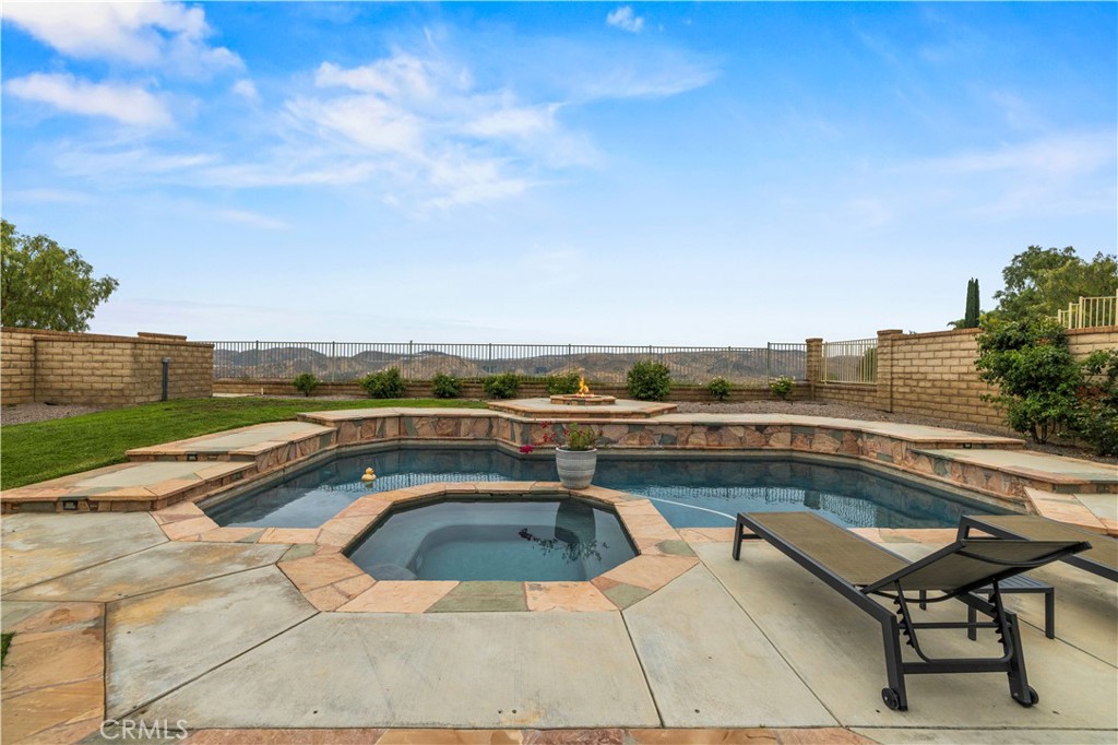22915 Raintree Lane