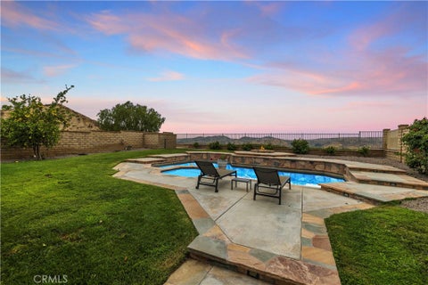 Photo of 22915 Raintree Lane, Saugus, CA 91390 (MLS # SR26138445)