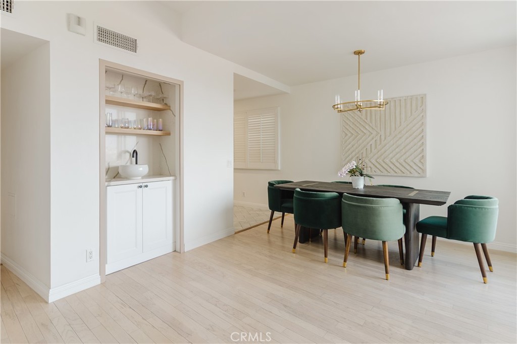 7250 Franklin Avenue 1008