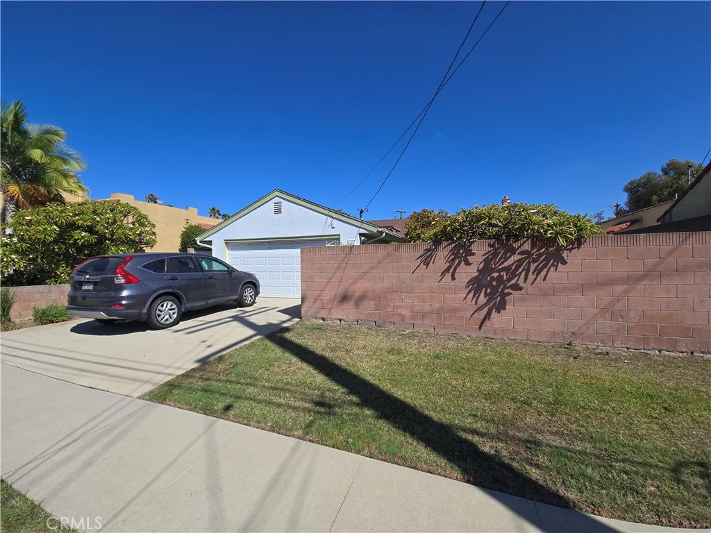 4322 E Ransom