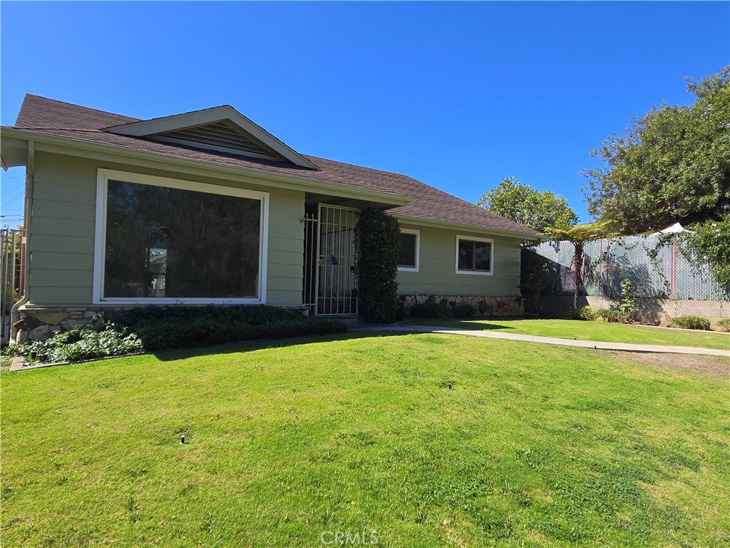 4322 E Ransom