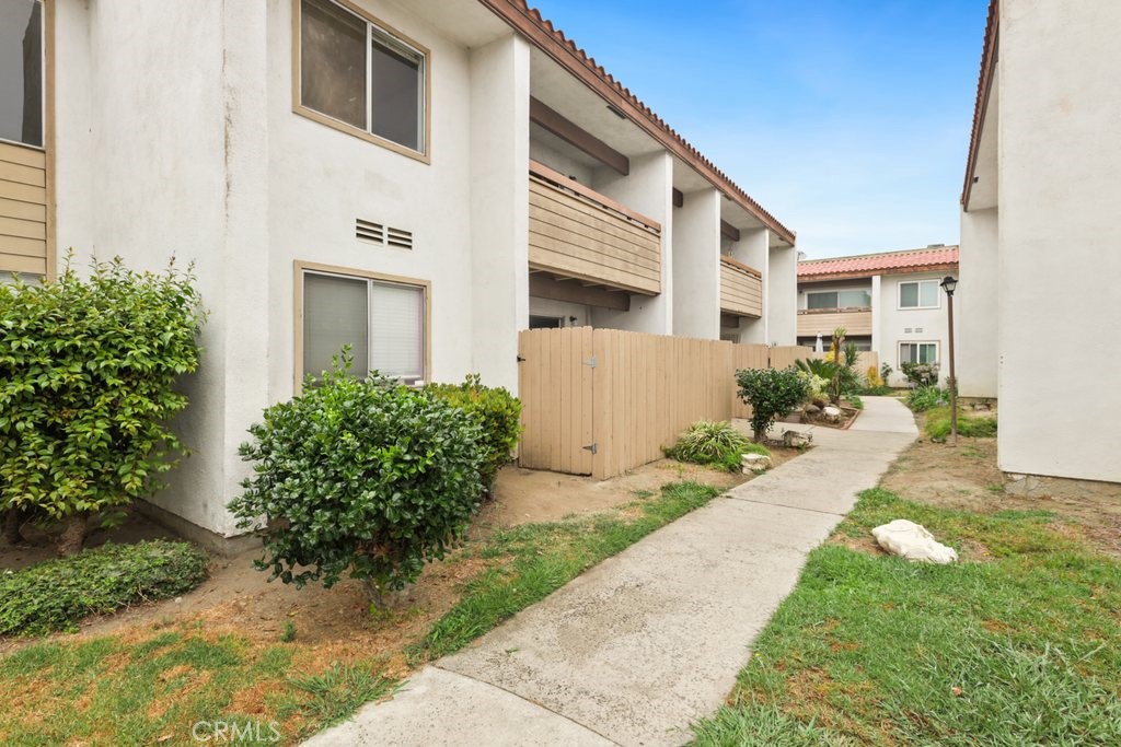 2511 W Sunflower Avenue F11