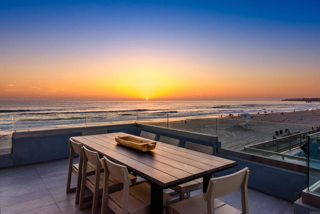 3879 Ocean Front Walk