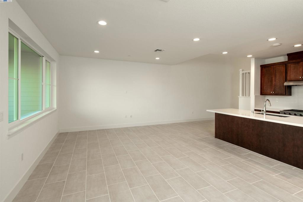 Not Listed - Residential