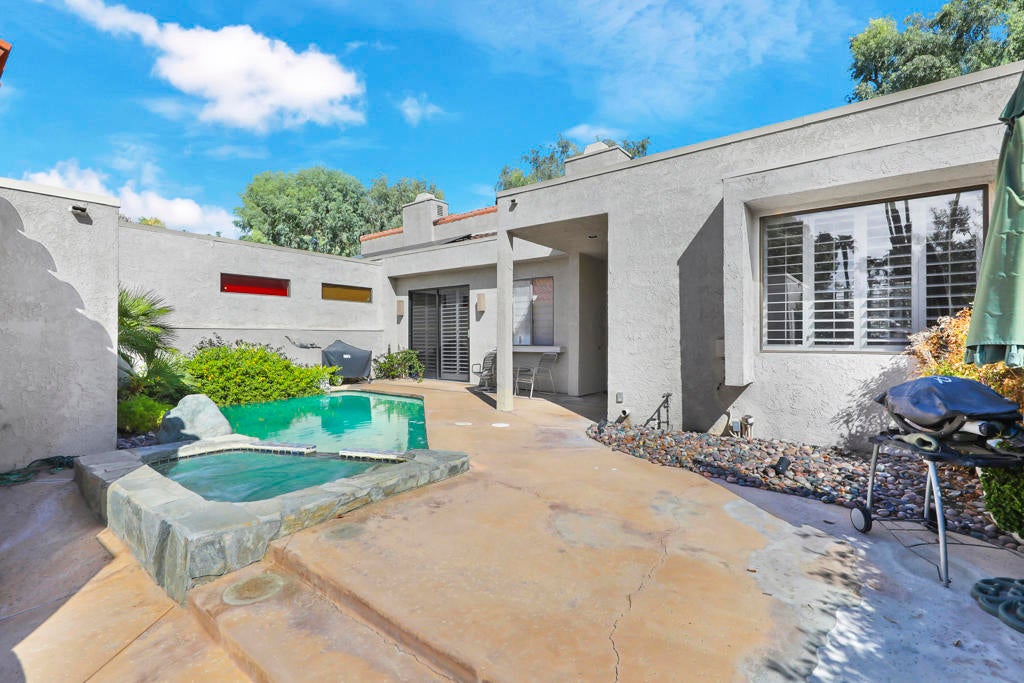 930 Inverness Drive