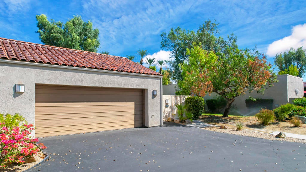 930 Inverness Drive