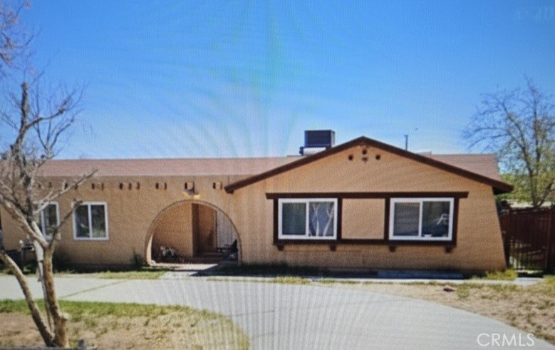 Welcome to this charming single-story home located at 40912 169th St E in Lake Los Angeles. This property offers 3 bedrooms and 2 bathrooms with a spacious layout perfect for comfortable living. The home features an inviting living room with plenty of natural light, a functional kitchen with ample cabinet space, and generously sized bedrooms. The large lot provides room for outdoor activities, gardening, or potential future improvements. Conveniently located near schools, local shopping, and parks, this home is ideal for those seeking both space and affordability. Don’t miss the opportunity to make this property yours!