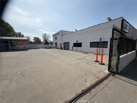 Photo of 4420 Eagle Rock Blvd, Los Angeles, CA 90041 (MLS # PF26083588)