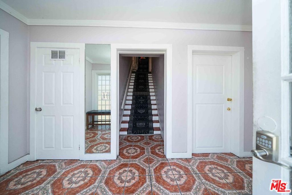 3714 W Pico Boulevard