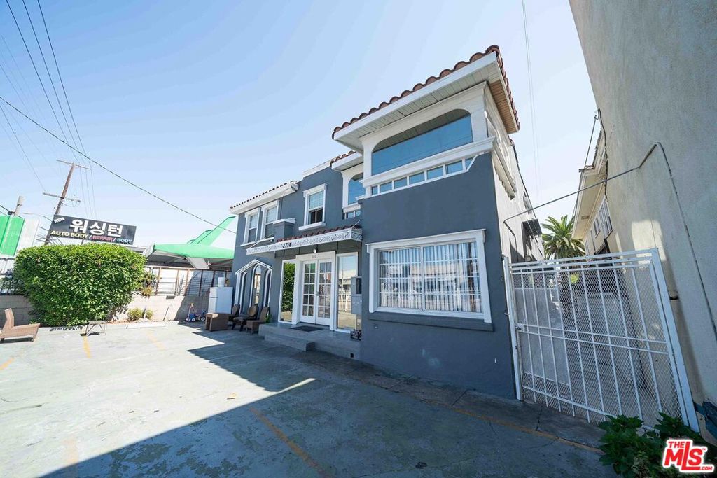 3714 W Pico Boulevard