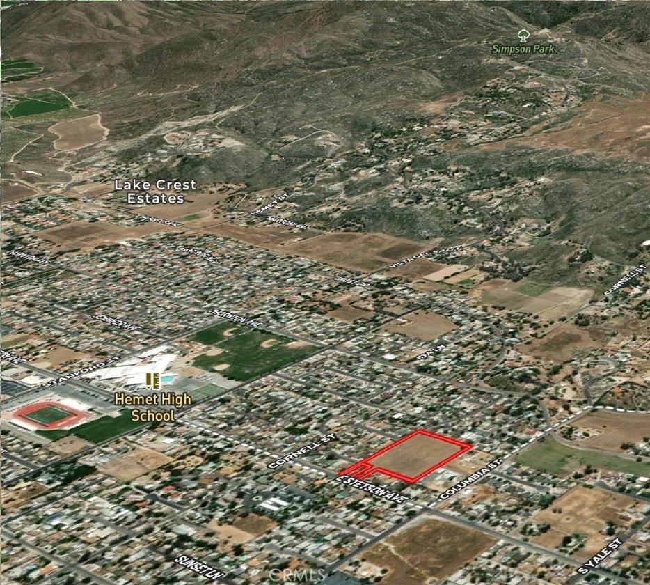 Main image without alt text