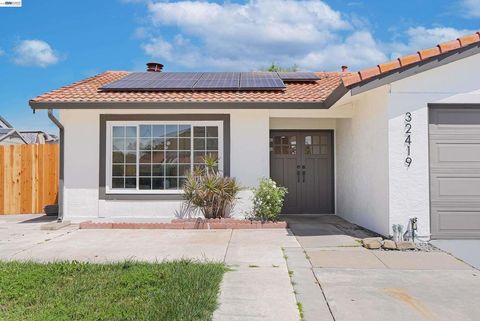 32419 Woodland Dr Union City CA 94587