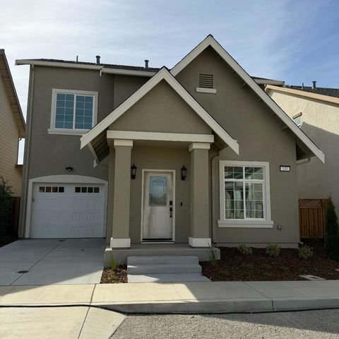 Photo of 130 Alan Lane, Hollister, CA 95023 (MLS # ML82040564)