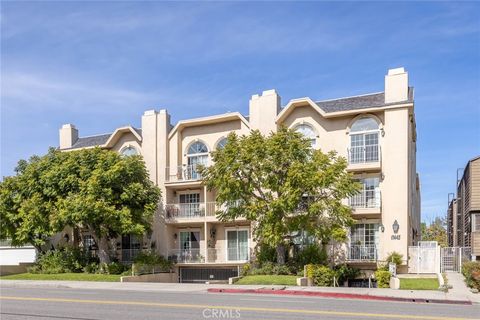 11445 Moorpark Studio City CA 91602