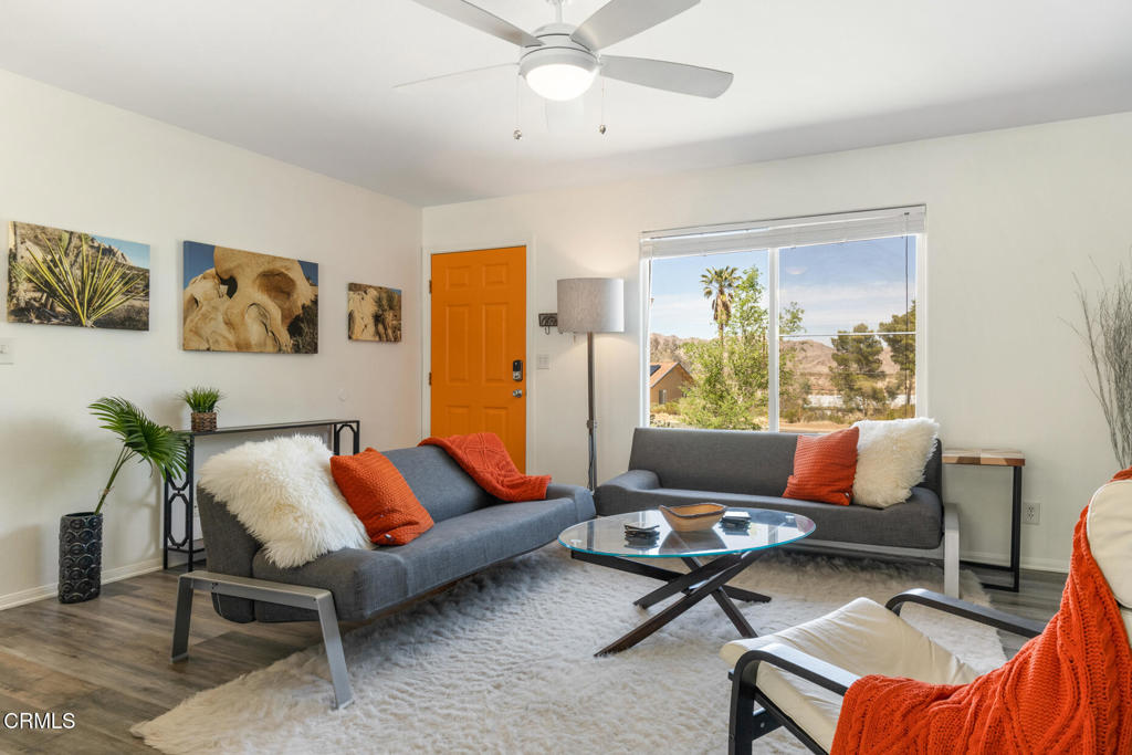 61515 Capilla Drive
