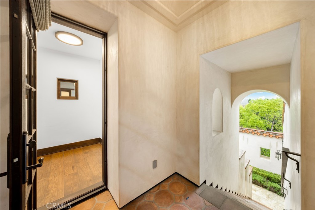 Shady Canyon Custom (SHDC) - Residential