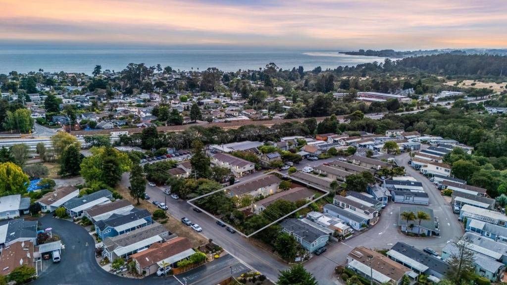 2695 Mar Vista Drive
