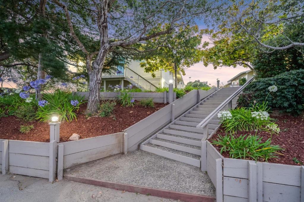 2695 Mar Vista Drive